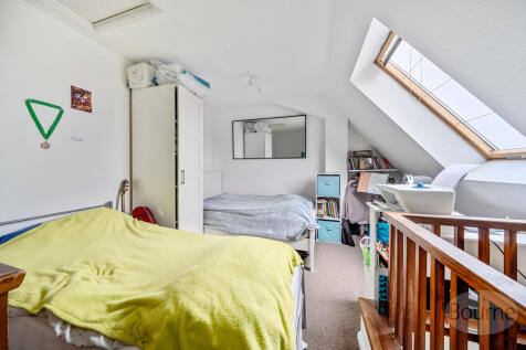 b8fa1b61-d4bd-4ff...