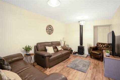 Cottage Lounge
