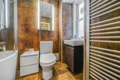 Bathroom Lower