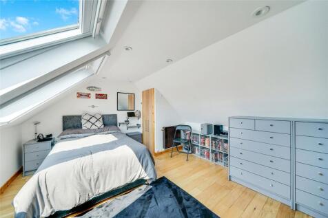 Bedroom - Top Floor