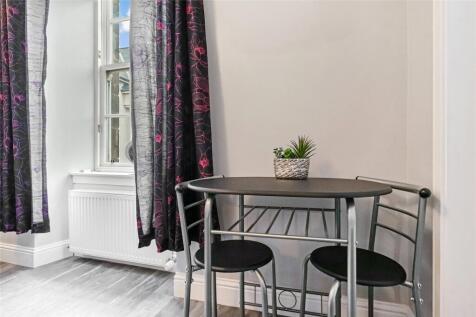 Lounge/Diner