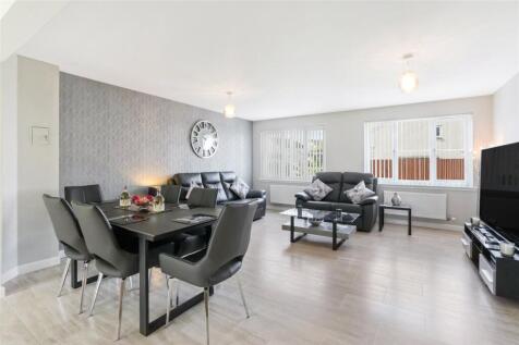 Dining/ Living Room