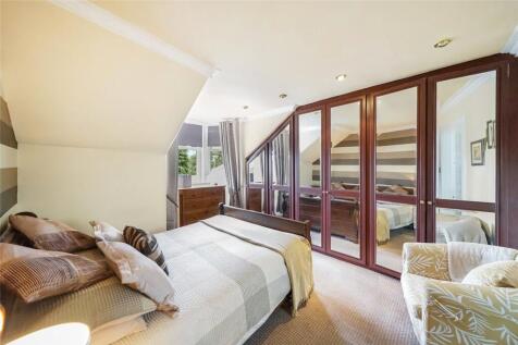 Upper Bedroom