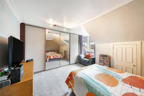 Upper Bedroom
