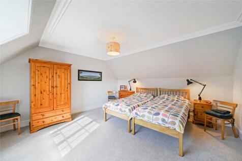 Upper Bedroom