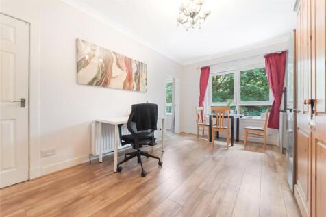 L:iving Room