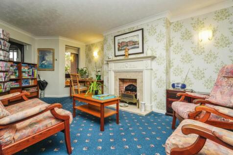 Communal Lounge