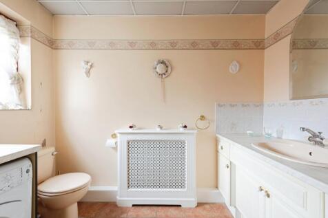 Wc/Utility Room