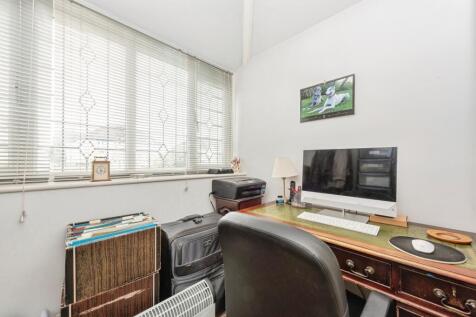 Office/Bedroom Four