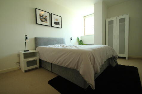 Master Bedroom with en-suite