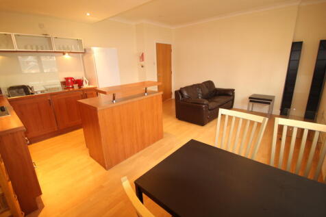 Kitchen / dining / living space