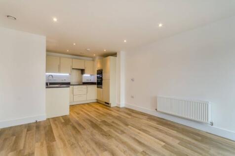 Living/kitchen area