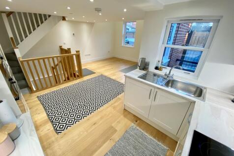 Kitchen / Living Room