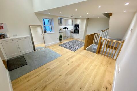 Living / Dining