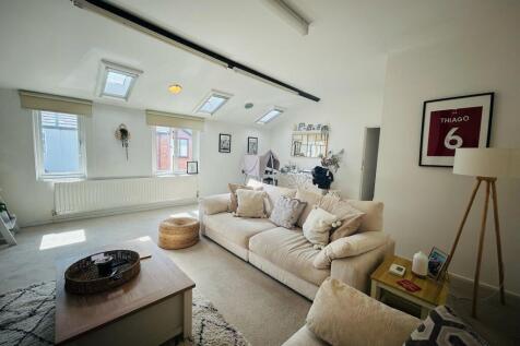 Lounge 2