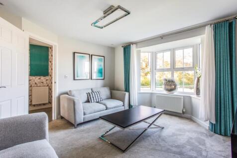 4 Westvale Road 3...