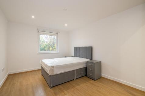 128-Whyteleafe-Ho...