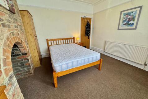 furnished double room