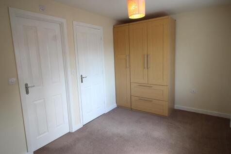 Bedroom One (2)