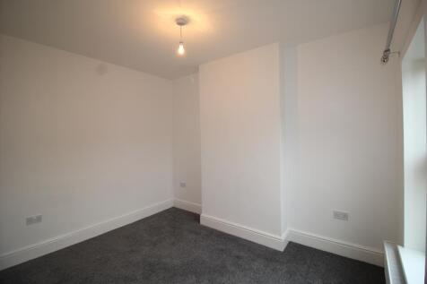 Bedroom 2 (1)