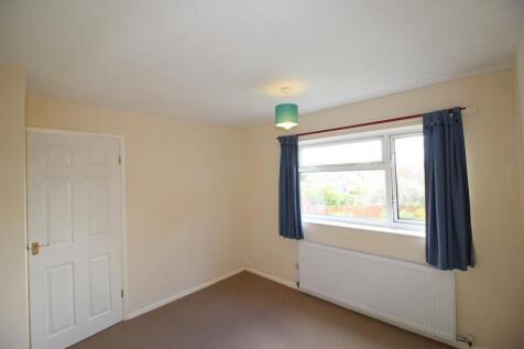 Bedroom 2 (1)