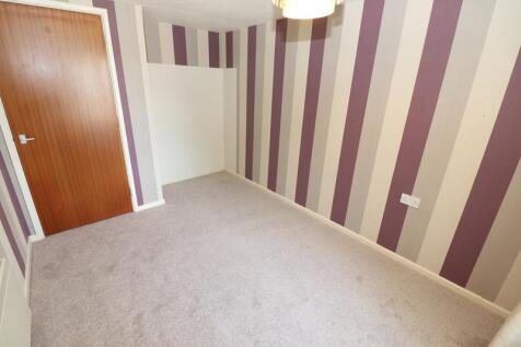 Bedroom One (2)