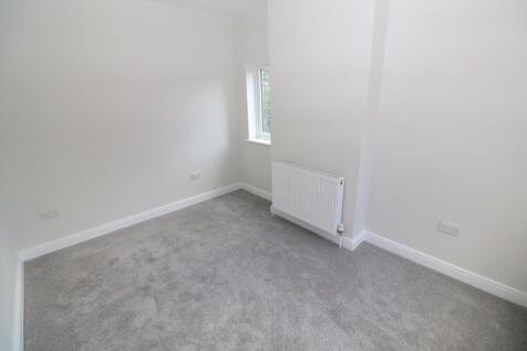 Bedroom One (3)