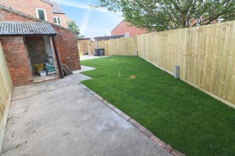 Rear Garden (1)