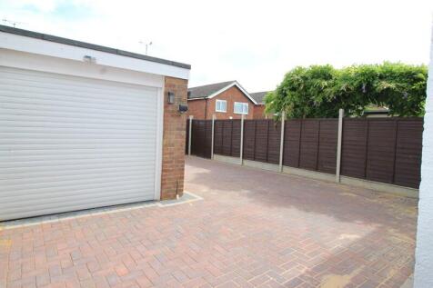 Rear Garden (2)