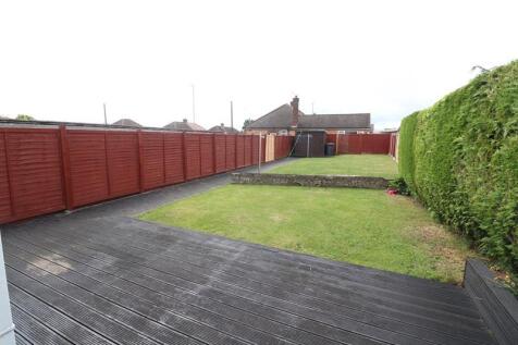 Rear Garden (2)