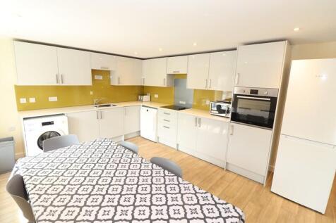 Communal kitchen 3