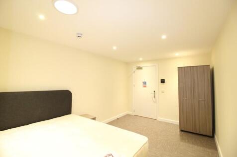 Bedroom Study Area (2)