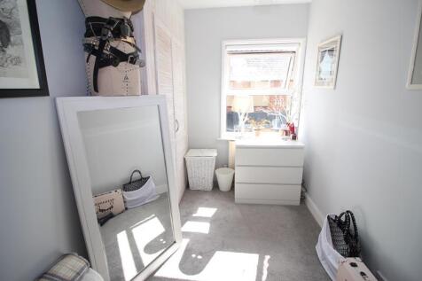 Bedroom Three (2)