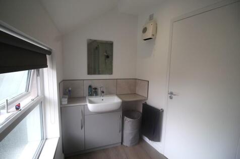Shower Room 2