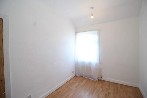 5, Bedroom 2 (2)