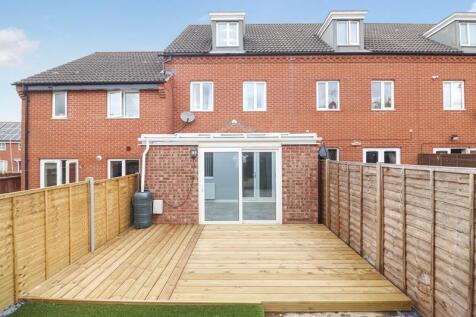 Rear Garden (1)