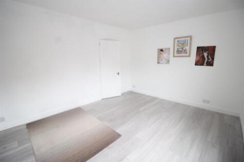 Bedroom One 2 .JPG