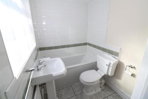 Bathroom .JPG