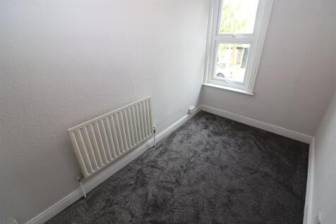 Bedroom 3.JPG