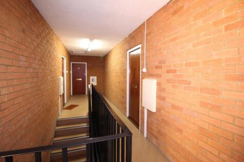 Communal Entrance .JPG