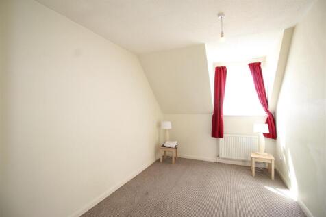 Bedroom 2.JPG