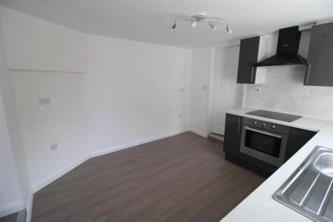 Kitchen Diner (2).JPG