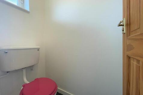 Ground floor WC