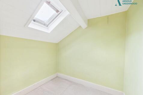 Bedroom/Office Space/ Dressing Room