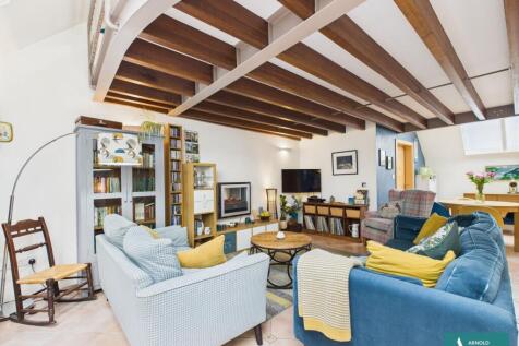 Lounge/dining room/kitchen