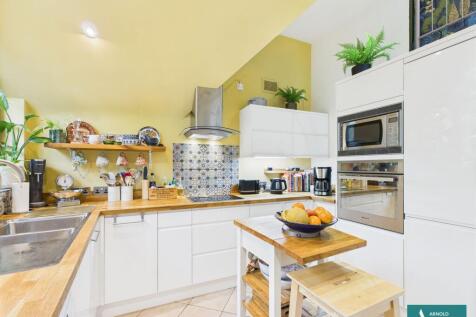 Lounge/dining room/kitchen