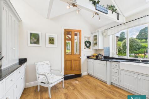 Open plan kitchen/lounge/dining room