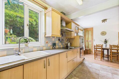 Dining kitchen