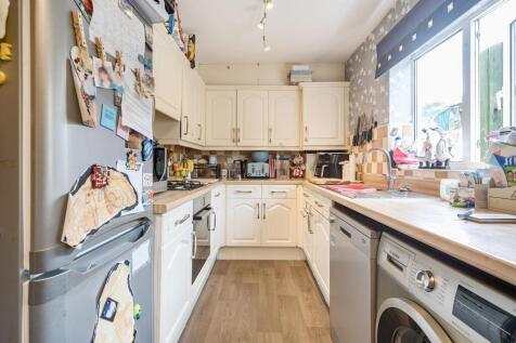 Open plan kitchen/dining room
