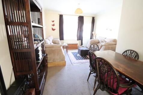 Dining Area/Lounge